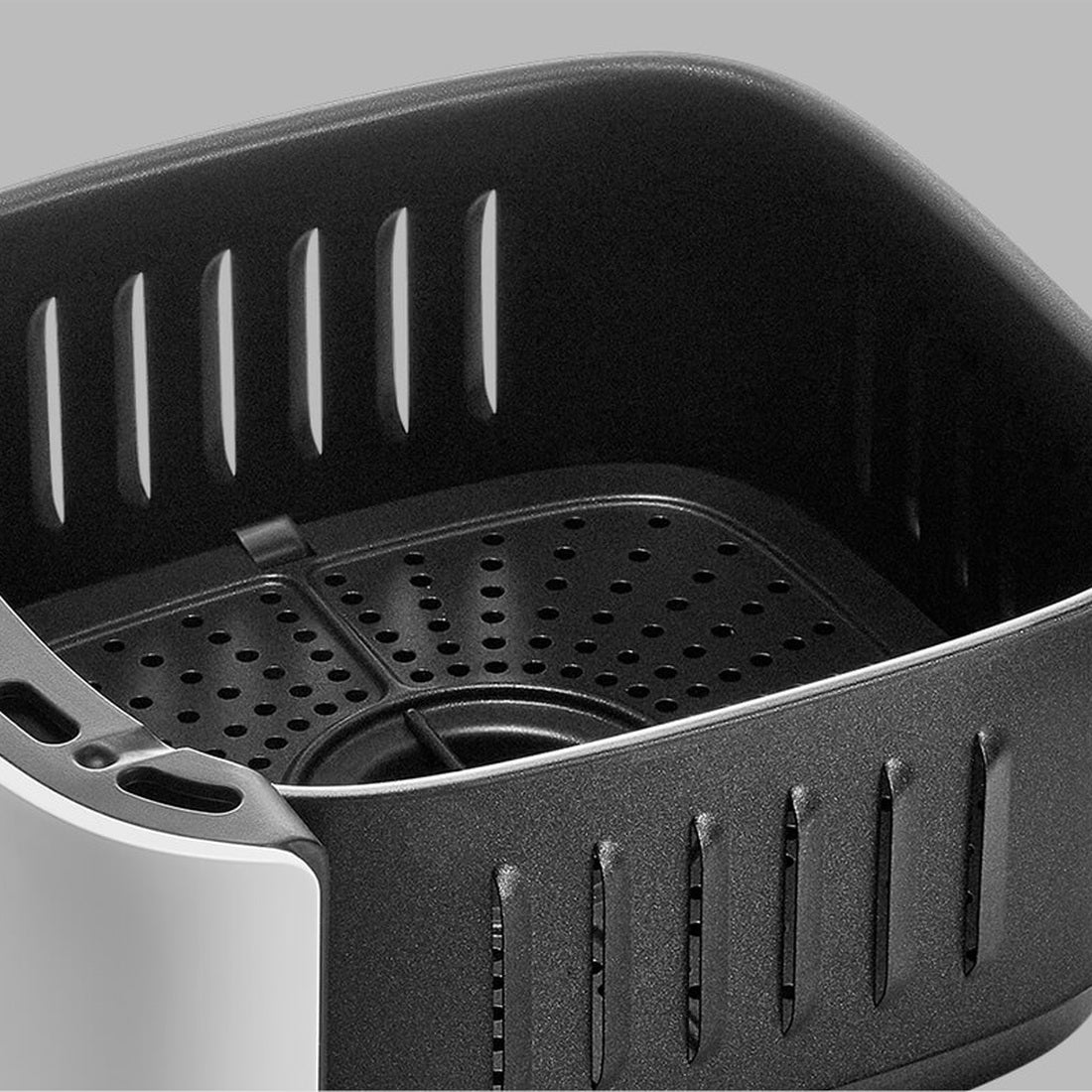 Xiaomi Mi Smart Air Fryer 3.5L basket and cooking plate