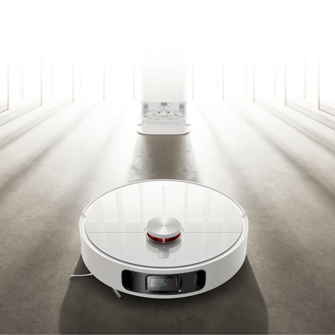 Compatible Xiaomi robot illustrating wall-edge sweeping