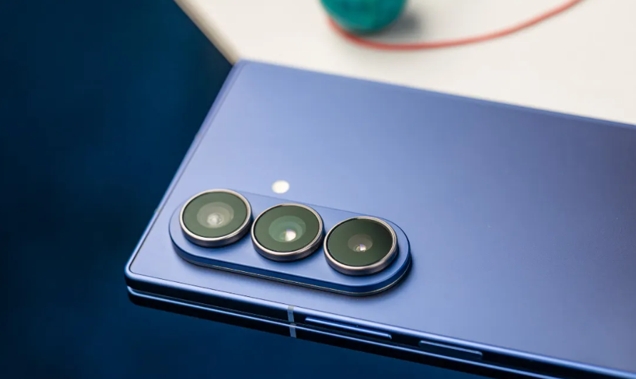 Galaxy Z Fold 8 Cameras Set for a Major Upgrade