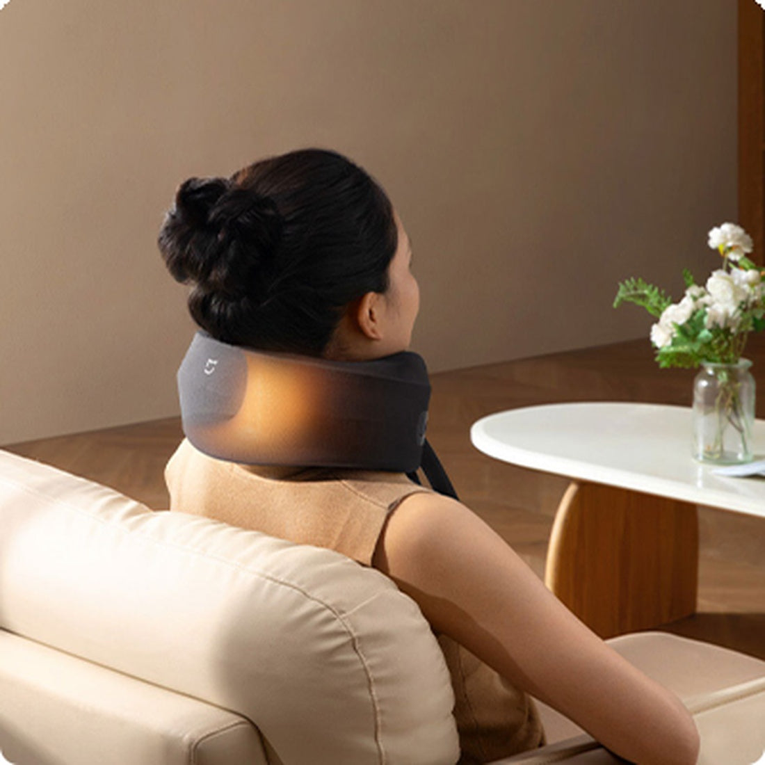 Mijia Smart Neck Pillow Massager warming function illustration