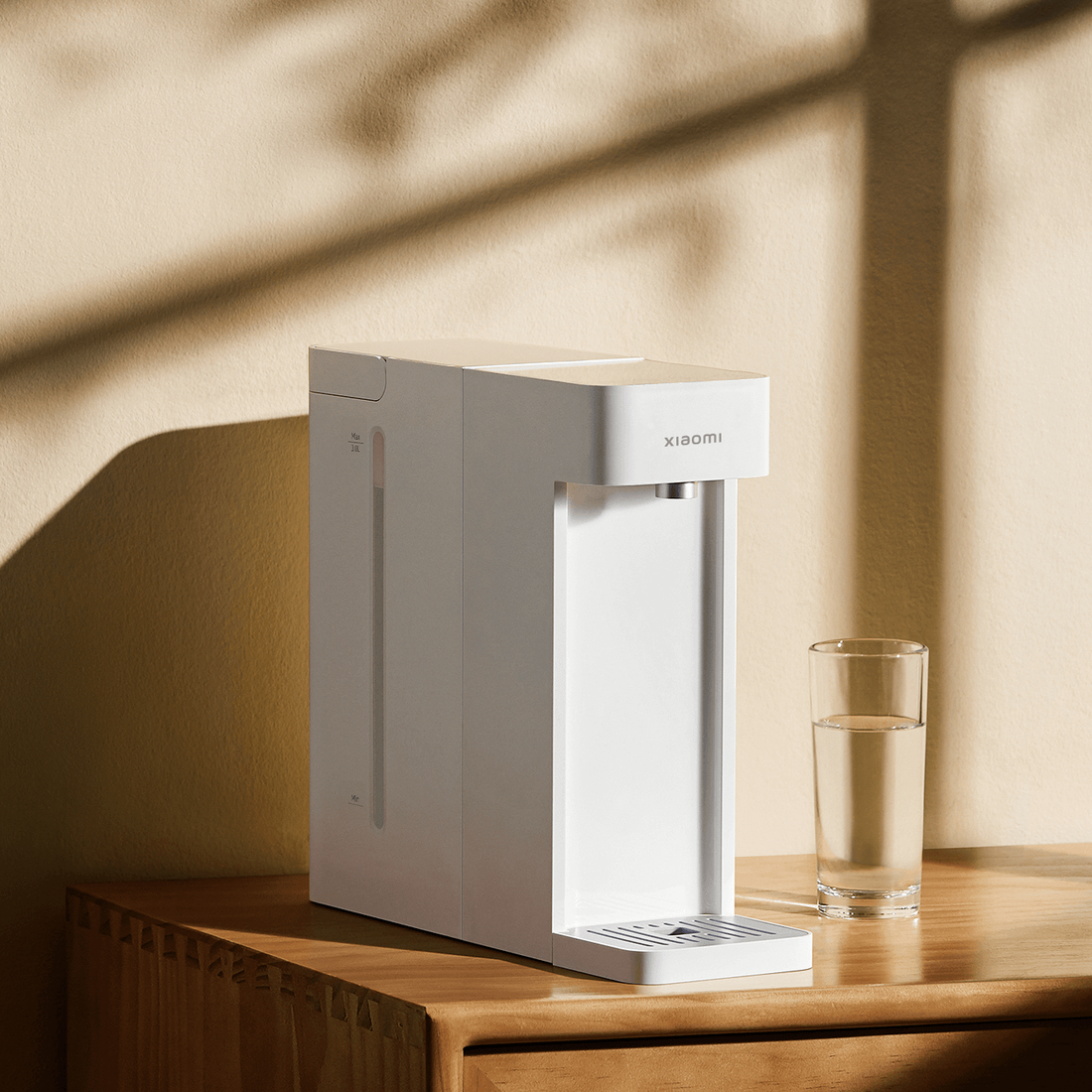 Xiaomi Instant Hot Water Dispenser 3L in a sunlit room