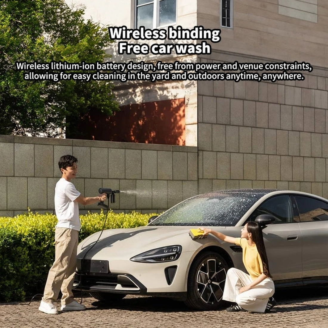 Mijia Car Washer 2 being used to rinse a car