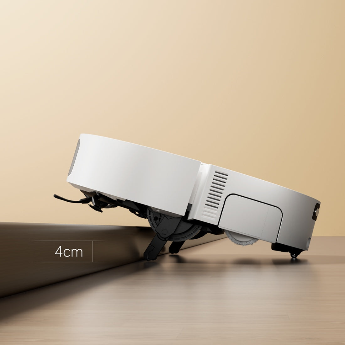 Xiaomi Robot Vacuum 6 crossing a 4 cm threshold illustration