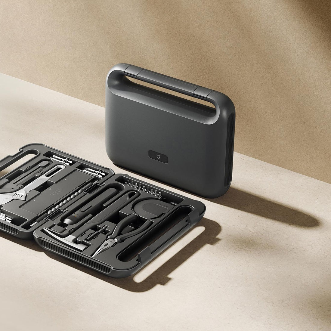 Mijia Tool Kit open case and organised household tools